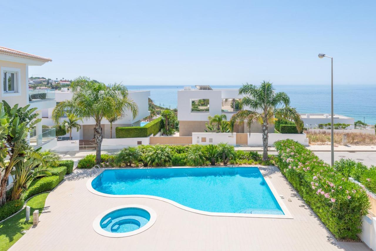 Apartment Porto De Mos 72 By Destination Algarve *