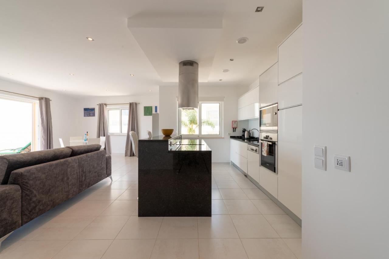 Apartment Porto De Mos 72 By Destination Algarve *