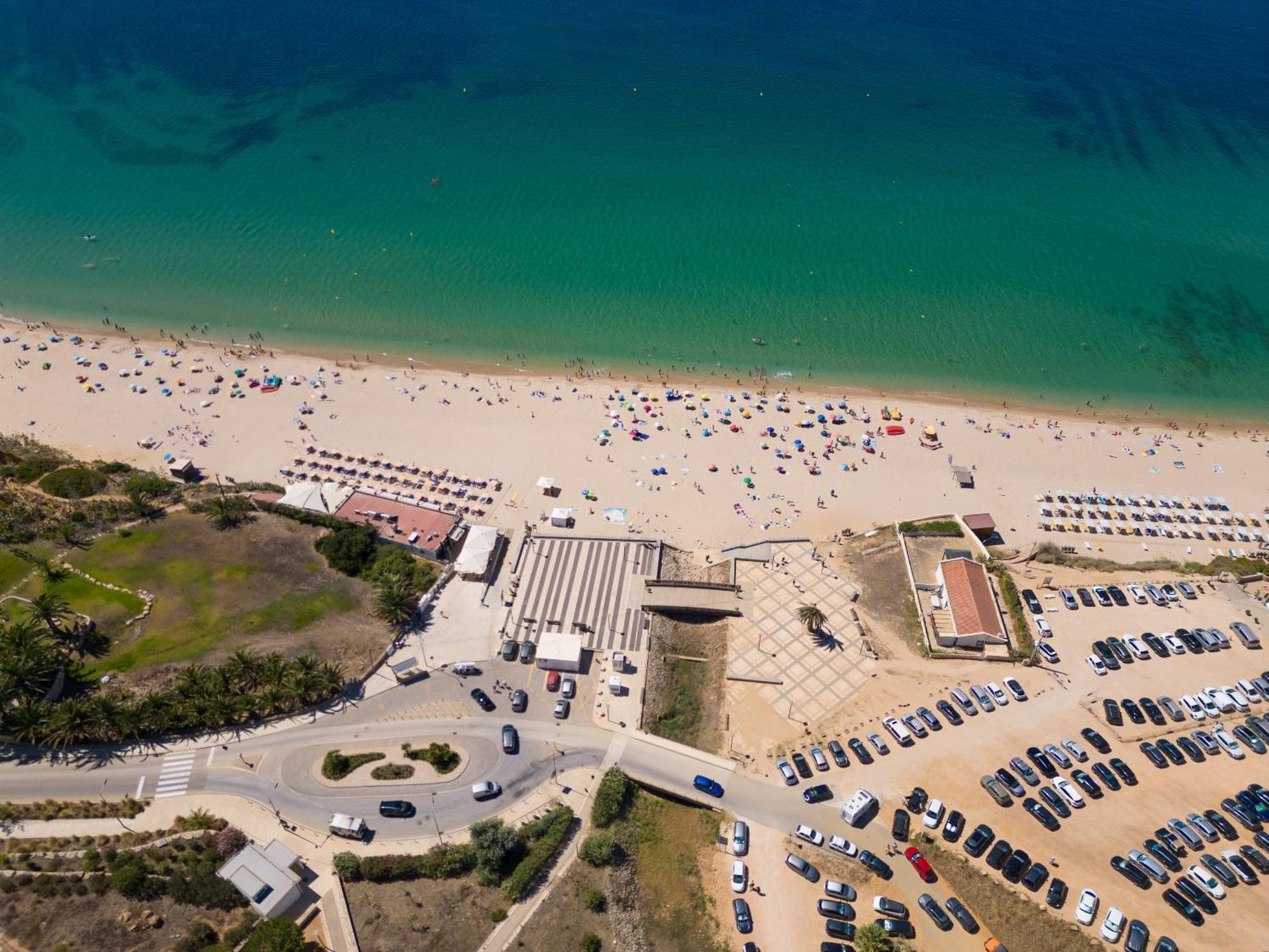 Porto De Mos 72 By Destination Algarve