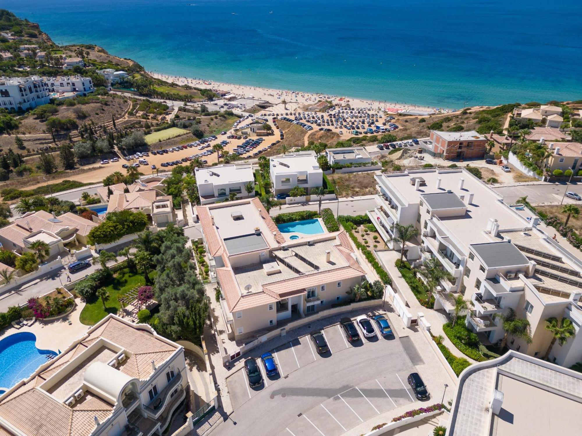 Porto De Mos 72 By Destination Algarve * Lagos